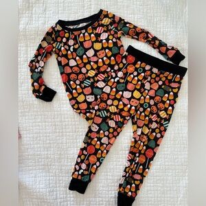 Little sleepies Halloween candy pajamas 18-24 months